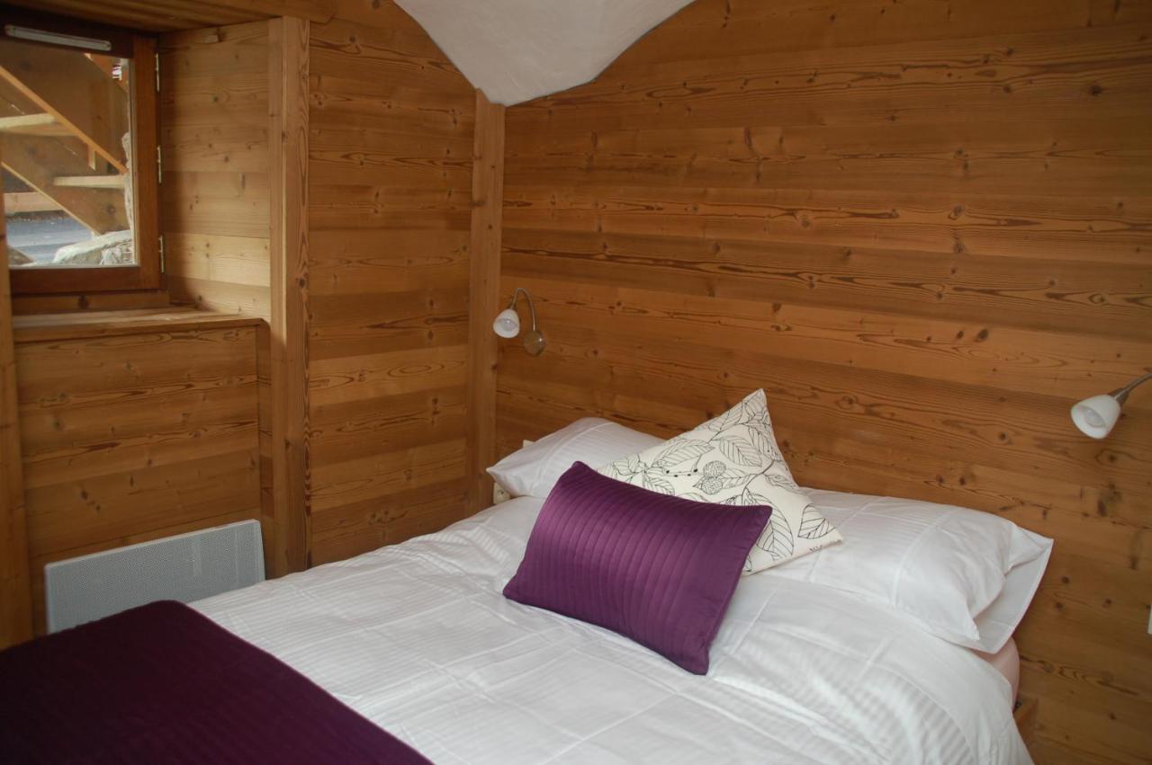 Two Bedroom Apartment La Voute, Chandon Near Meribel - Sleeps 4 Adults Or 2 Adults And 3 Children Les Allues Eksteriør billede