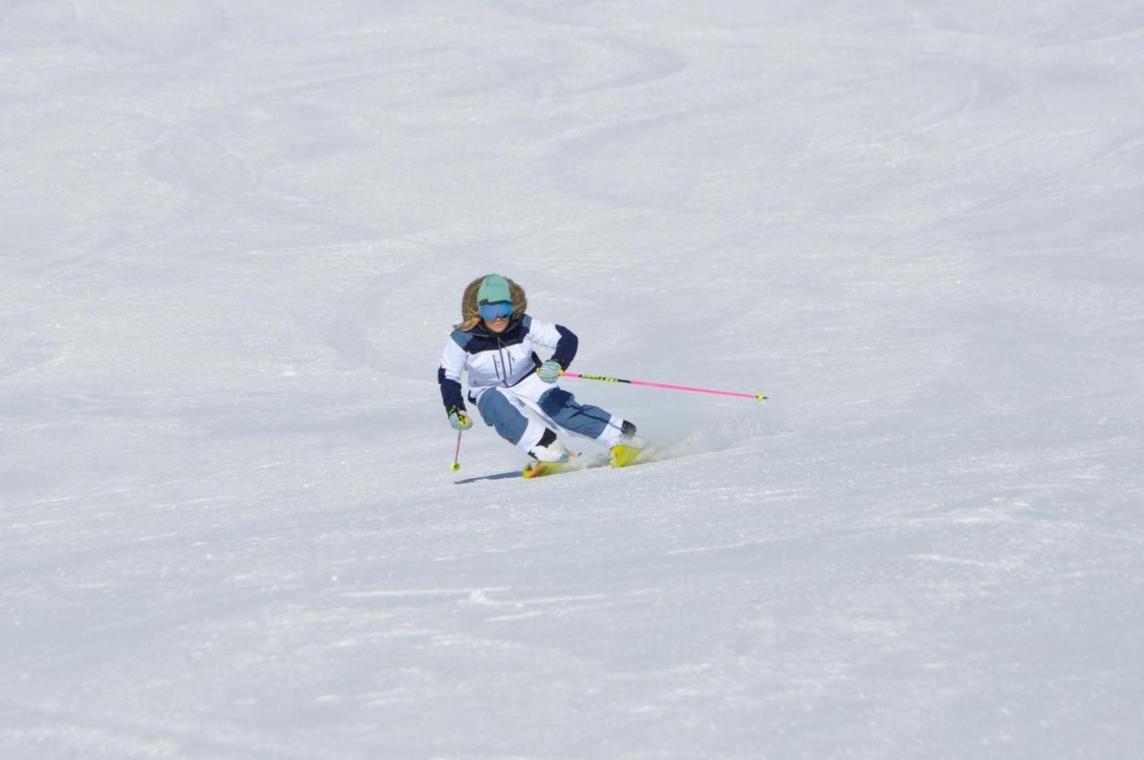 Two Bedroom Apartment La Voute, Chandon Near Meribel - Sleeps 4 Adults Or 2 Adults And 3 Children Les Allues Eksteriør billede