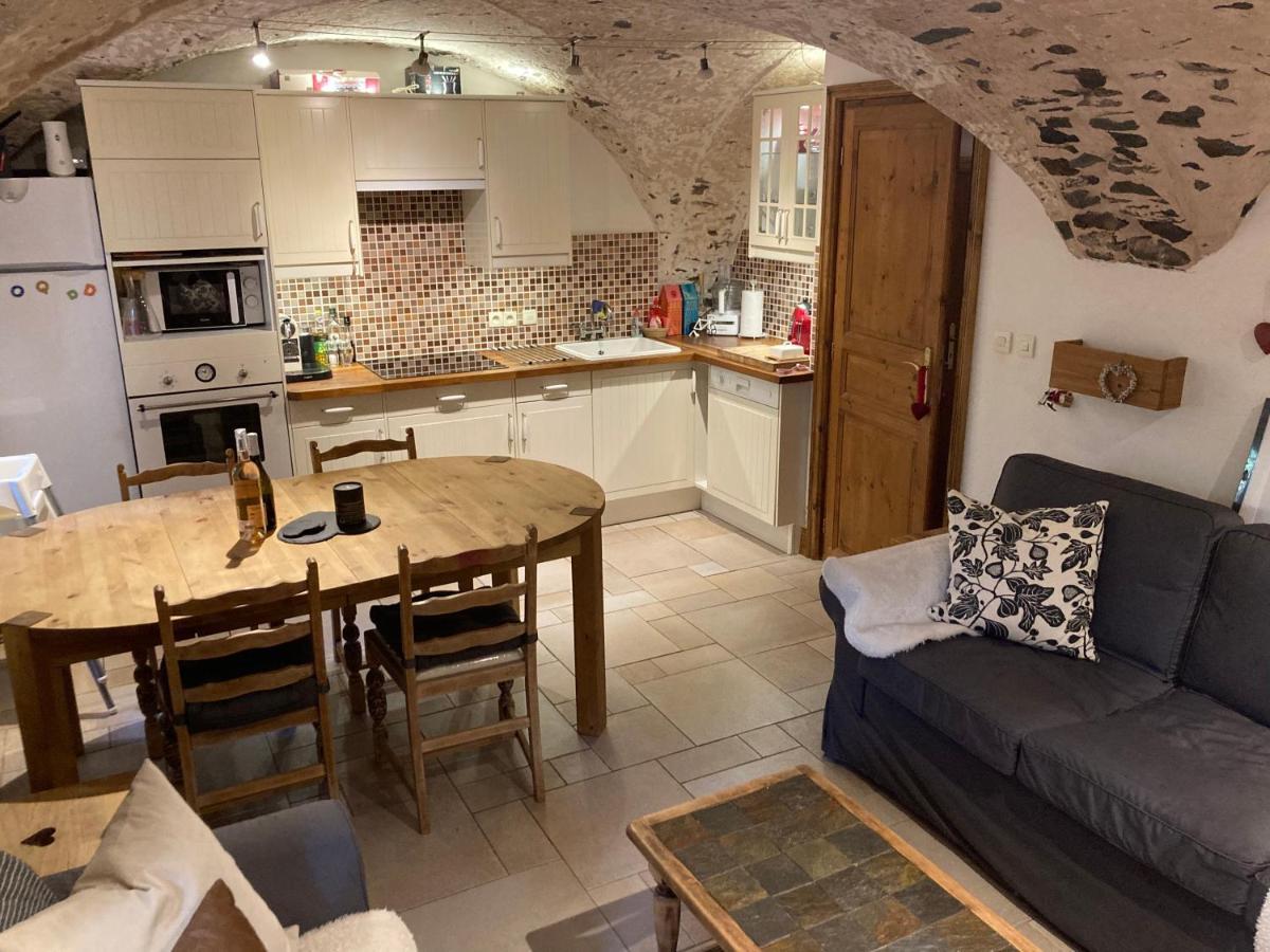 Two Bedroom Apartment La Voute, Chandon Near Meribel - Sleeps 4 Adults Or 2 Adults And 3 Children Les Allues Eksteriør billede
