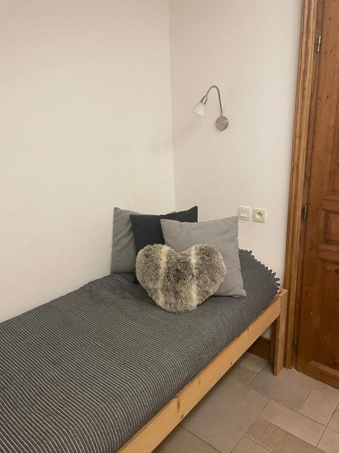 Two Bedroom Apartment La Voute, Chandon Near Meribel - Sleeps 4 Adults Or 2 Adults And 3 Children Les Allues Eksteriør billede