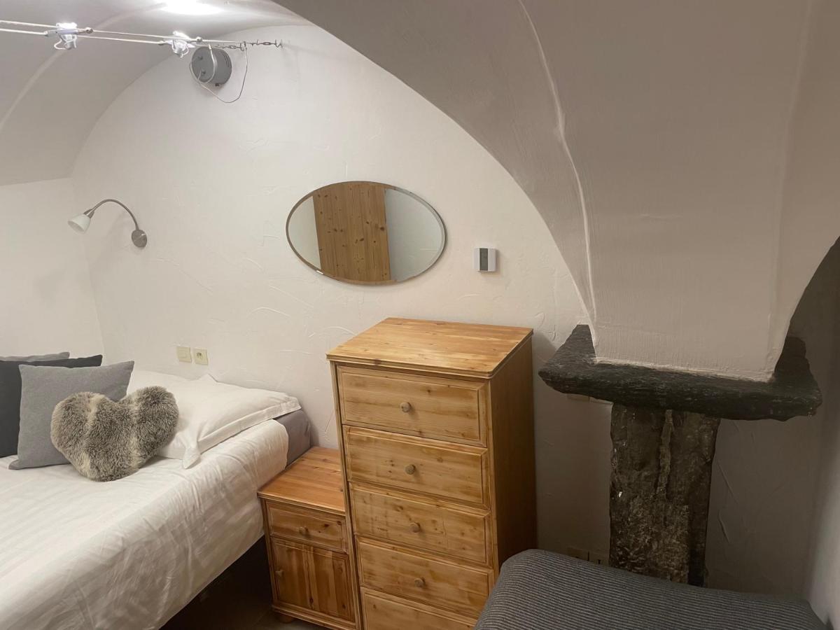 Two Bedroom Apartment La Voute, Chandon Near Meribel - Sleeps 4 Adults Or 2 Adults And 3 Children Les Allues Eksteriør billede